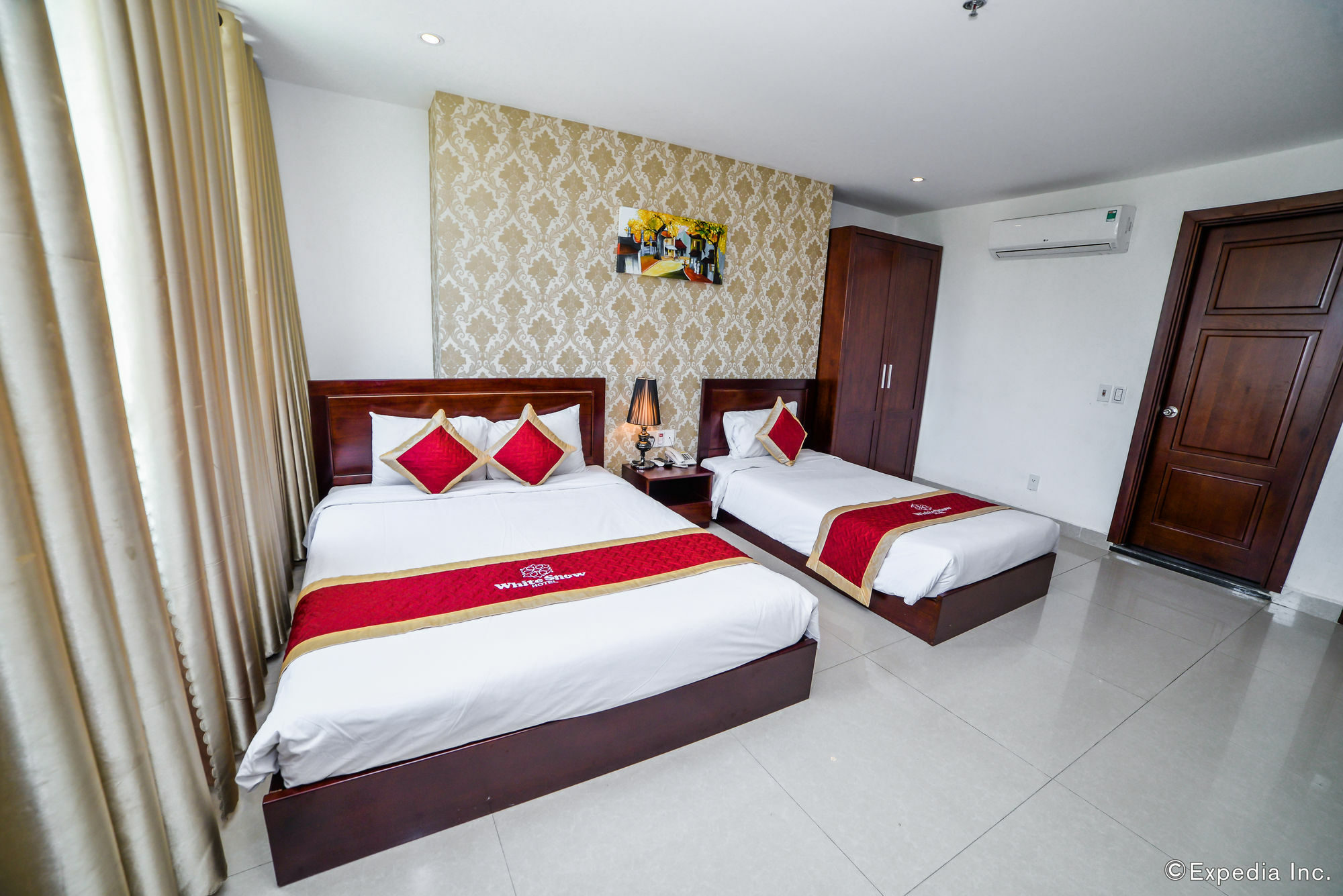 White Snow Hotel ดานัง ภายนอก รูปภาพ